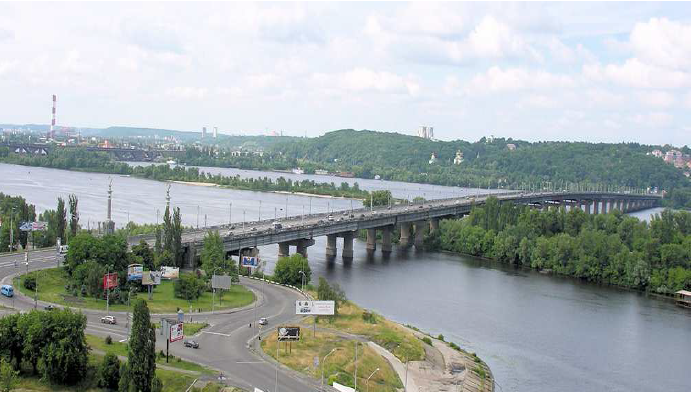 Le pont Paton de Kiev © Fastboy Wikimedia Commons